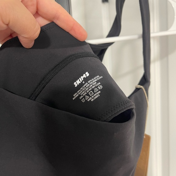 NWT SKIMS Fits Everybody Square Neck Longline Bralette In Onyx - Picture 6 of 7